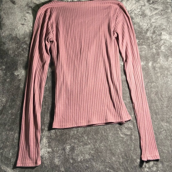Wrap around | V neck long sleeve - Picture 2 of 4